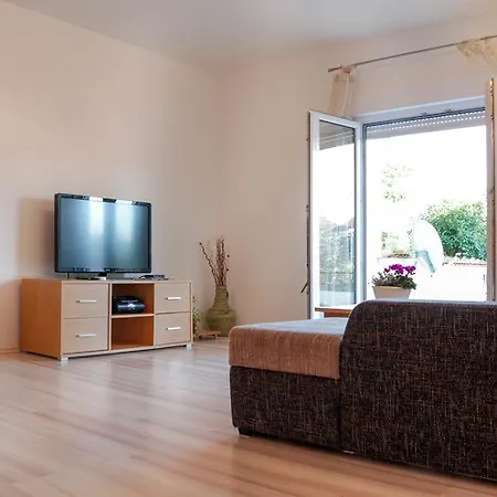 Appartement Natalia *