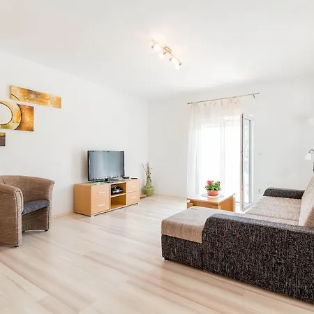 Apartment Natalia Pula